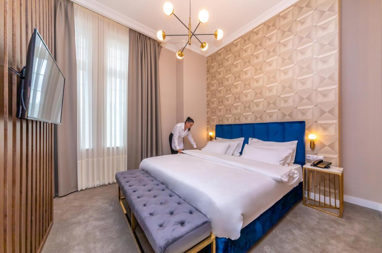 Newport Hotel Kutaisi Ngoại thất bức ảnh