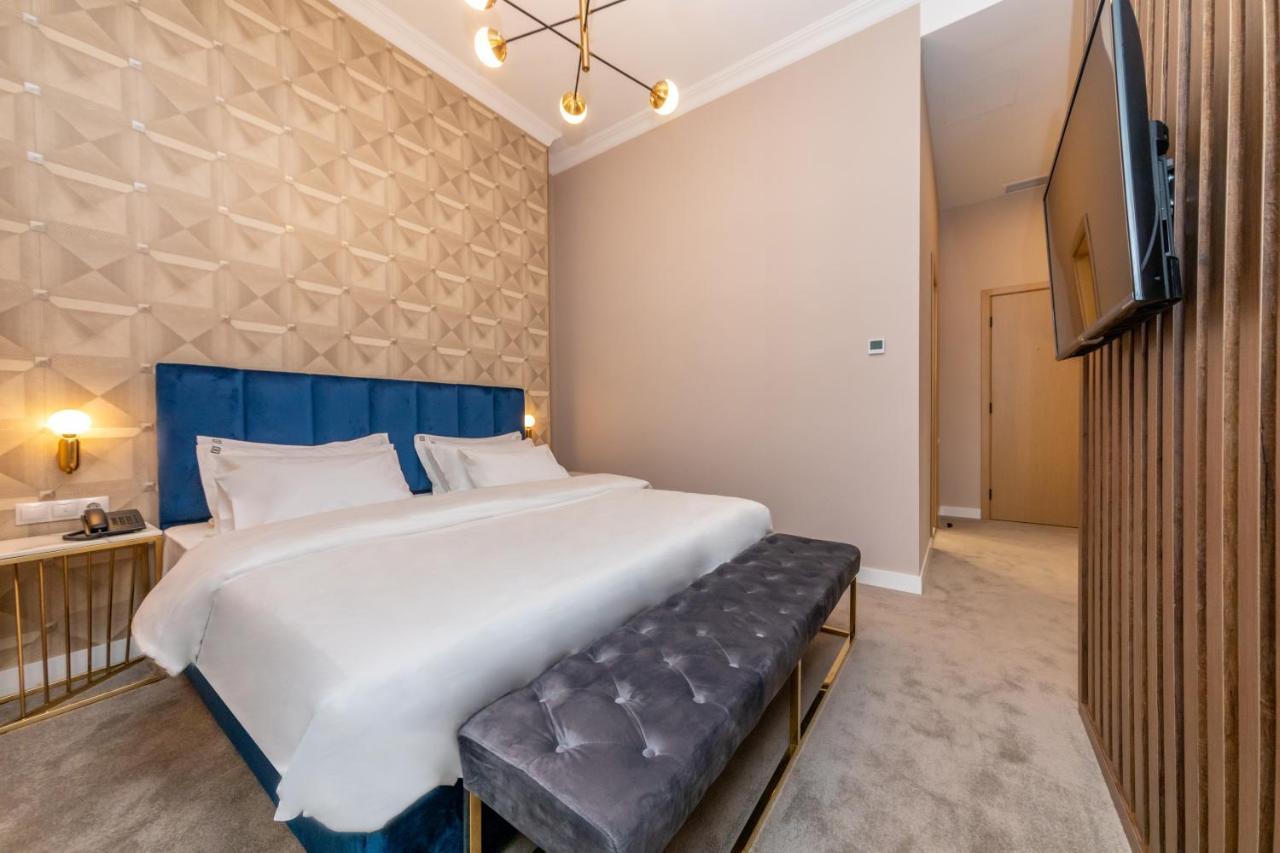 Newport Hotel Kutaisi Ngoại thất bức ảnh