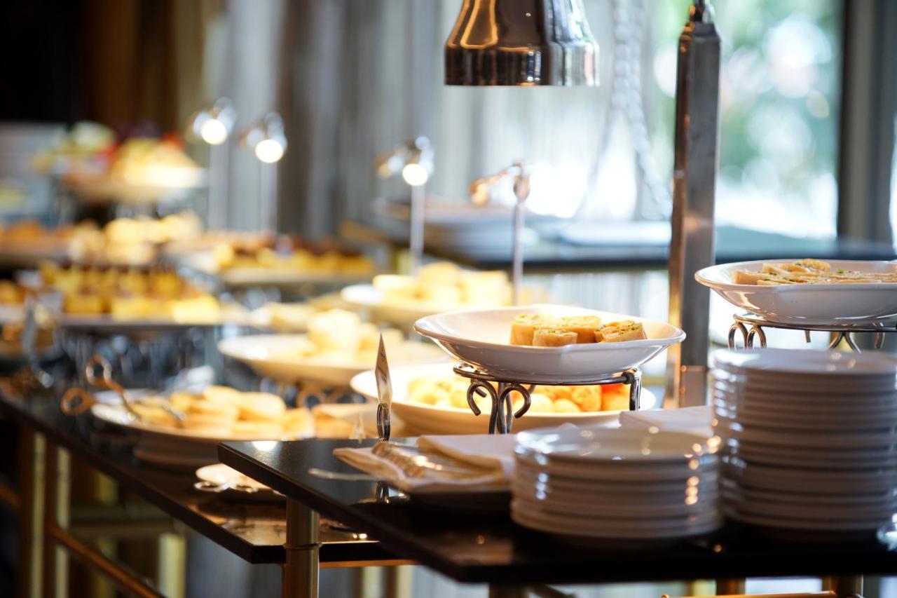 Newport Hotel Kutaisi Ngoại thất bức ảnh