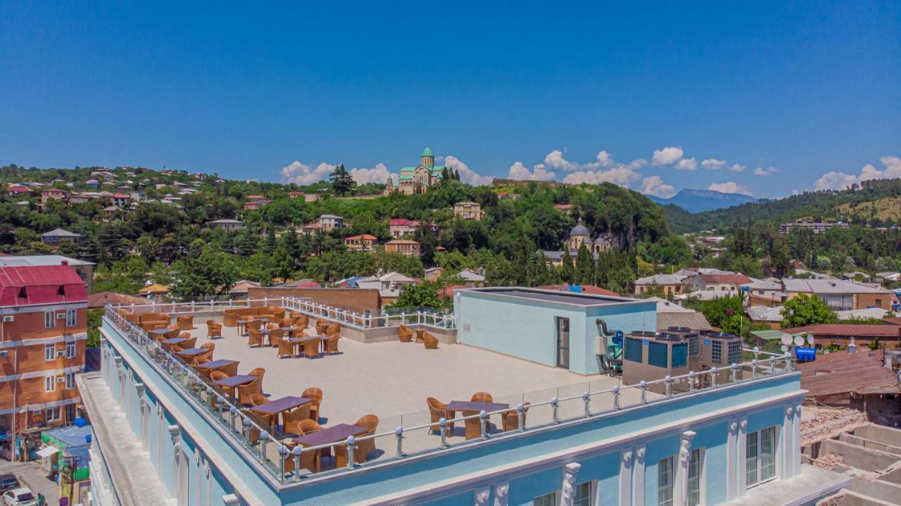 Newport Hotel Kutaisi Ngoại thất bức ảnh