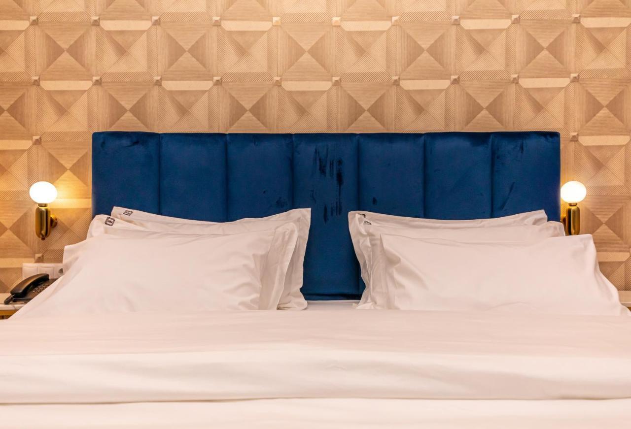 Newport Hotel Kutaisi Ngoại thất bức ảnh