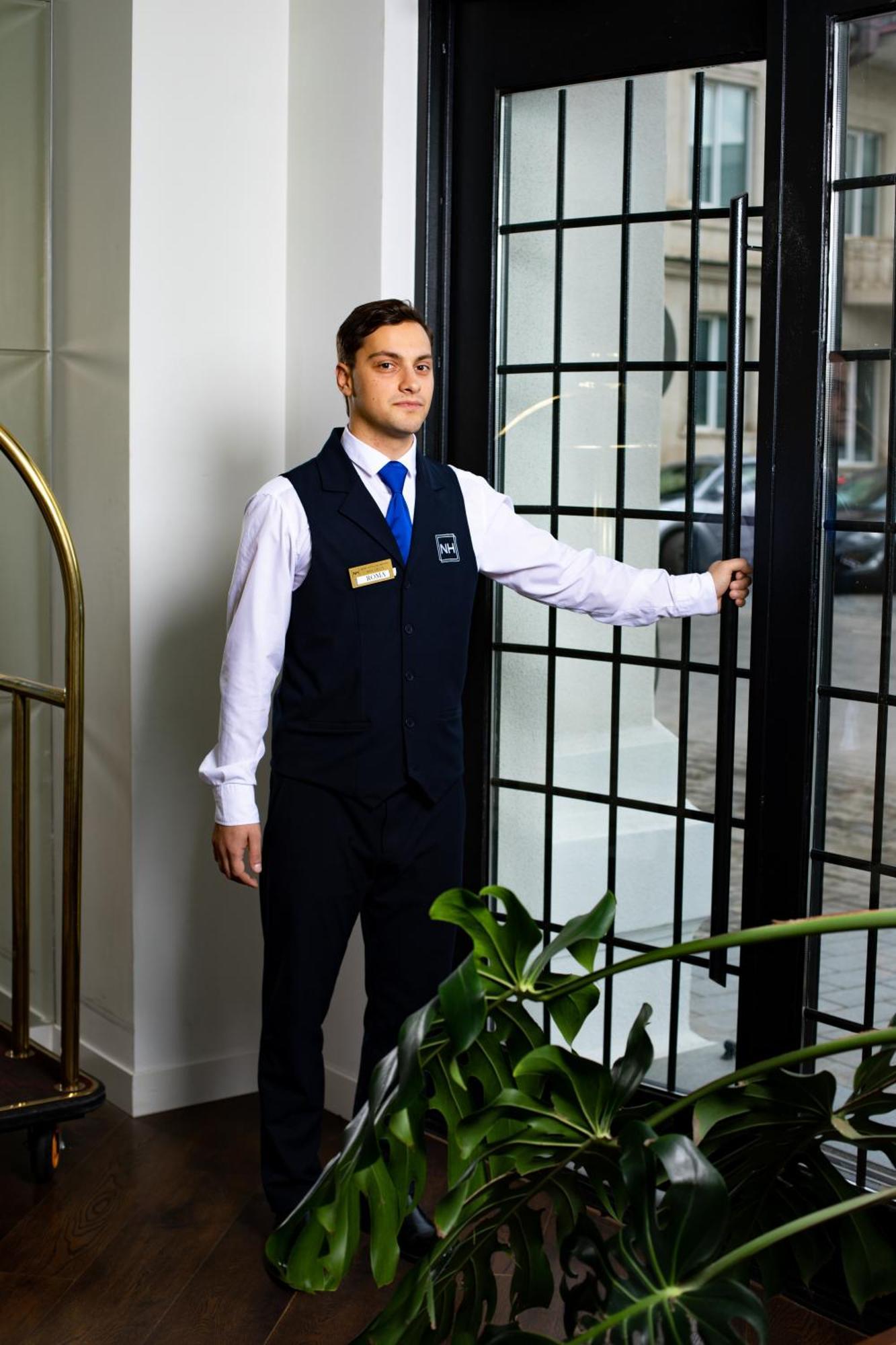 Newport Hotel Kutaisi Ngoại thất bức ảnh